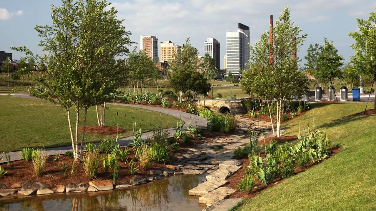 10 Best Landscape Plants For Alabama
